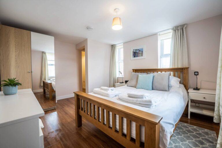 Ash - Master Bedroom, Shankin, Isle of Wight