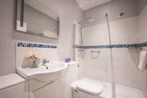 Bay Family Bathroom