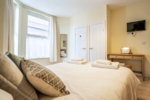 Bay - Bedroom